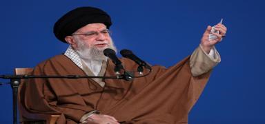 Hamaney'den bin 526 mahkum iin af karar