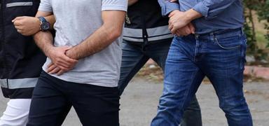 Yunanistan'a kamaya alrken yakalanan 2 FET phelisi tutukland