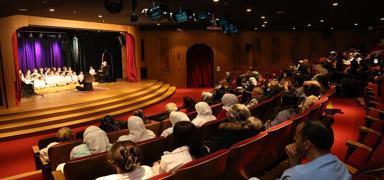 Palet Trk Mzii lkokulu rencilerinden nesiller aras kpr kuran anlaml konser