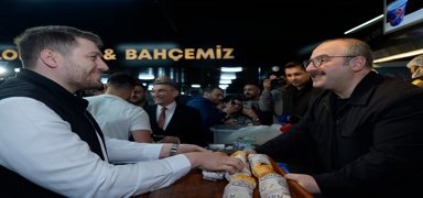 Mustafa Varank genlerle sahur yapt