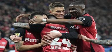 Bayer Leverkusen evinde 3 golle galip geldi