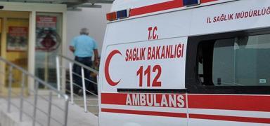 Burdur'da feci kaza! Yem karma makinesine derek hayatn kaybetti