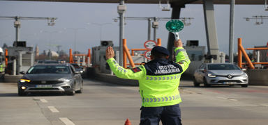 Osmangazi K�pr�s�'nde ak�c� yo�unluk