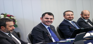 Bakan Kurum: Bayramn mbarek, gnn aydn olsun Trkiye'm