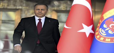 Bakan Yerlikaya'dan �ehit polis memuru Mesut Acar i�in taziye mesaj�