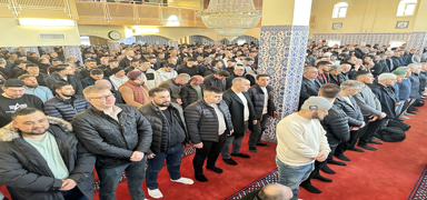 Stockholm'de bayram namaz klnd