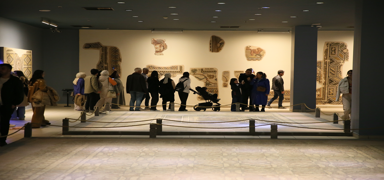 Zeugma Mozaik M�zesi'ne ziyaret�i ak�n�