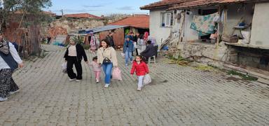 Y�zy�llard�r bayramda ayn� gelene�i s�rd�r�yorlar