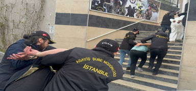 Baclar'da kimlik kontrol srasnda bekinin silahla yaralanmasna ilikin 4 zanl yakaland