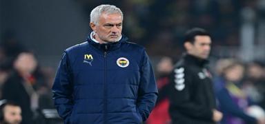 Jose Mourinho stattan ayr�ld�