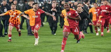 Bir sezonda iki Kad�k�y zaferi