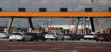 D�n�� haraketlili�i ba�lad�! Otoyol ve k�pr�lerde yo�unluk