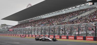 Verstappen'den sezonun ilk galibiyeti