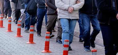 Sahte kadn profiliyle 500 milyonluk vurgun: 22 kiilik yap deifre oldu
