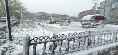 Trakya'da Nisan aynda kar ya