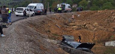 Zonguldak'ta otomobil arampole utu: 3 kii yaraland