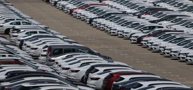 Mart ay�nda 3,5 milyar dolarl�k otomotiv ihra� edildi