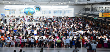 Ramazan Bayram'n da kapsayan tatil dneminde havalimanlarn 6,1 milyon yolcu kulland