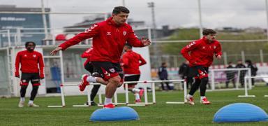 Samsunspor, Galatasaray ma hazrlklarn srdrd