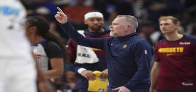 Nuggets'tan beklenmedik hamle! Malone gnderildi, Booth'la yollar ayrlyor
