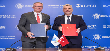 OECD'nin stanbul'daki faaliyetlerine devam etmesi iin protokol imzaland