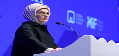 Emine Erdoan: yilii bytrsek, insanl da yaatrz