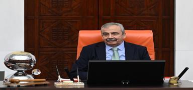 Kalp ameliyat olan nder'in salk durumuyla ilgili aklama