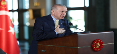 Emeklerin kar��l��� al�nmaya ba�land�! Ba�kan Erdo�an: �n�m�zde yepyeni sayfa a��lacak