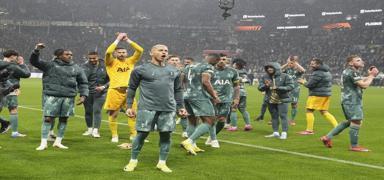 Tottenham, Frankfurt deplasmanndan turla dnd