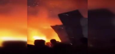 Yak�t liman�na hava sald�r�s�