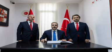 Bakan Fidan Cezayir'de: Oran Bakonsolosluu'nun resmi aln yapt