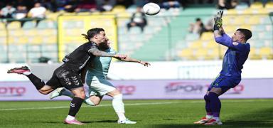 Esenler Erokspor, Kocaelispor'u 3 golle geti