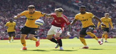 Manchester United'da kan kayb sryor