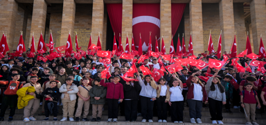 Antkabir'de ilk tren
