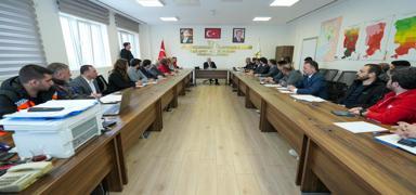 �stanbul'un 3 il�esinde deprem toplant�s�