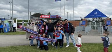 Trabzonsporlu taraftarlar genlerini yalnz brakmad