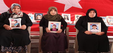 Diyarbakr'da evlat nbeti devam ediyor