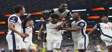 Tottenham evinde final kap�s�n� aralad�
