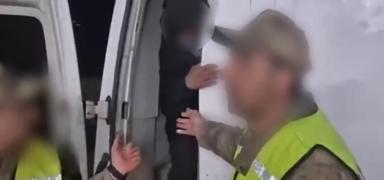 21 g��men ka�ak��l��� organizat�r� yakaland�