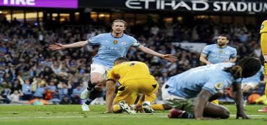 Manchster City, Wolverhampton'n serisini bitirdi