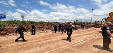 �srail'den sald�r� sonras� 'balistik f�ze' itiraf�!