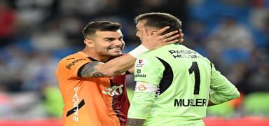 Muslera: Bunun paras olmak gururdur