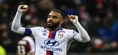 Lyon'da ayrlk akland: Lacazette