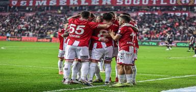 Samsunspor, g�z�n� Avrupa Ligi'ne dikti