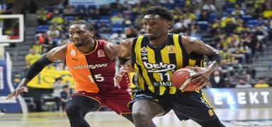 Basketbolda derbiyi Fenerbahe kazand
