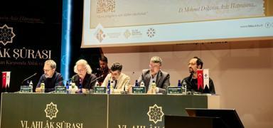 �slam D���nce Enstit�s� Ba�kan� Prof. Dr. Mehmet G�rmez: B�t�n insanl�k Gazze'de s�n�fta kald�