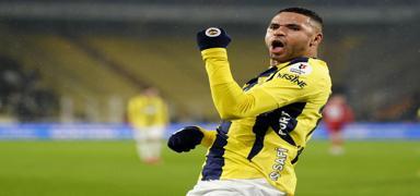Premier Lig ekibi peinde