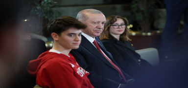 Bakan Erdoan'dan genlerle gelecek mesaj: En byk eserimiz Terrsz Trkiye
