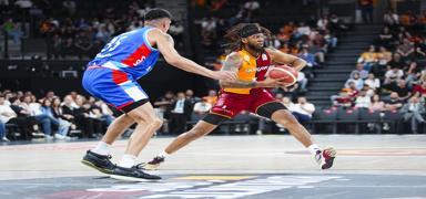 Anadolu Efes, Galatasaray' farkl geti