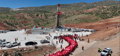 6.1 milyar varillik petrol heyecan